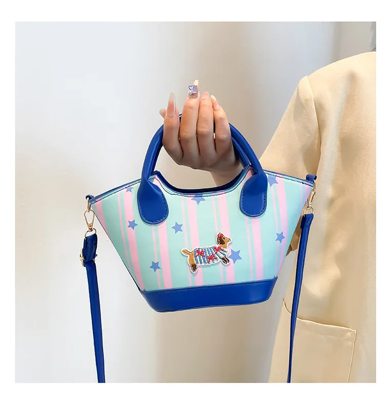 Niche Design Fashion Bag Internet Celebrant Bucket Handbag New Cute Dopamine Color Vegetable Basket Bag Crossbody Bag display picture 39