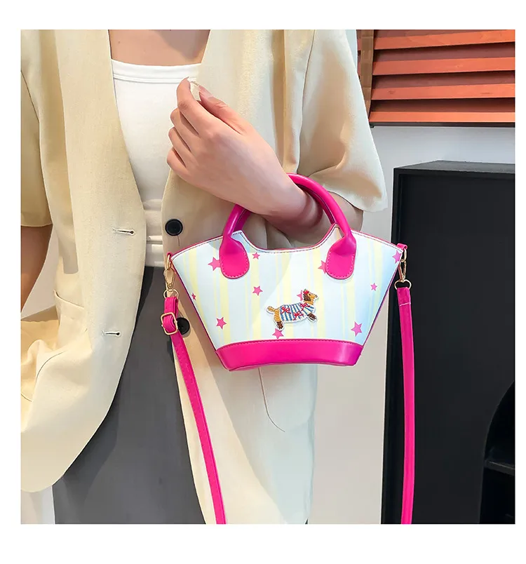 Niche Design Fashion Bag Internet Celebrant Bucket Handbag New Cute Dopamine Color Vegetable Basket Bag Crossbody Bag display picture 41