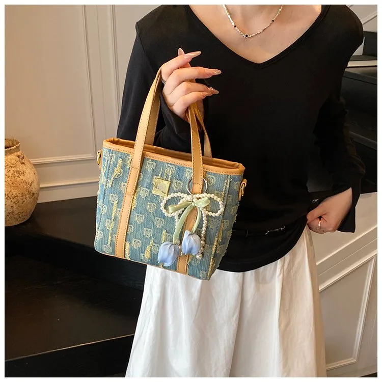 Women's Pu Leather Denim Color Block Streetwear Square Zipper Shoulder Bag display picture 1