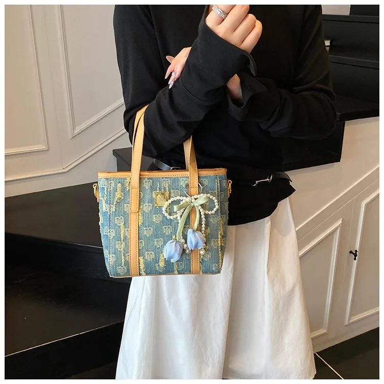 Women's Pu Leather Denim Color Block Streetwear Square Zipper Shoulder Bag display picture 8