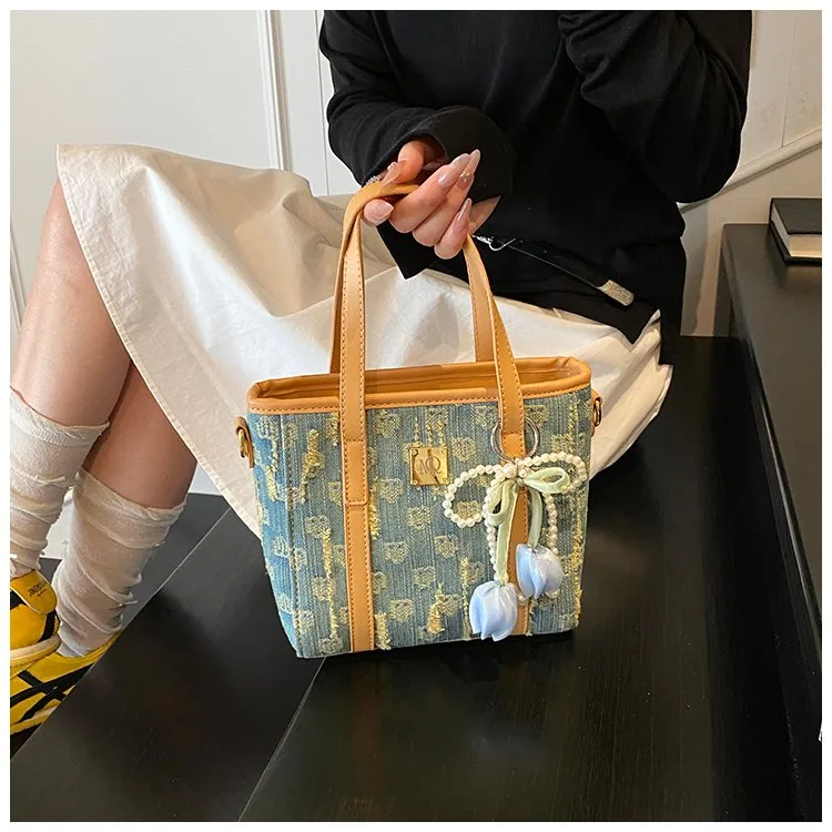 Women's Pu Leather Denim Color Block Streetwear Square Zipper Shoulder Bag display picture 18