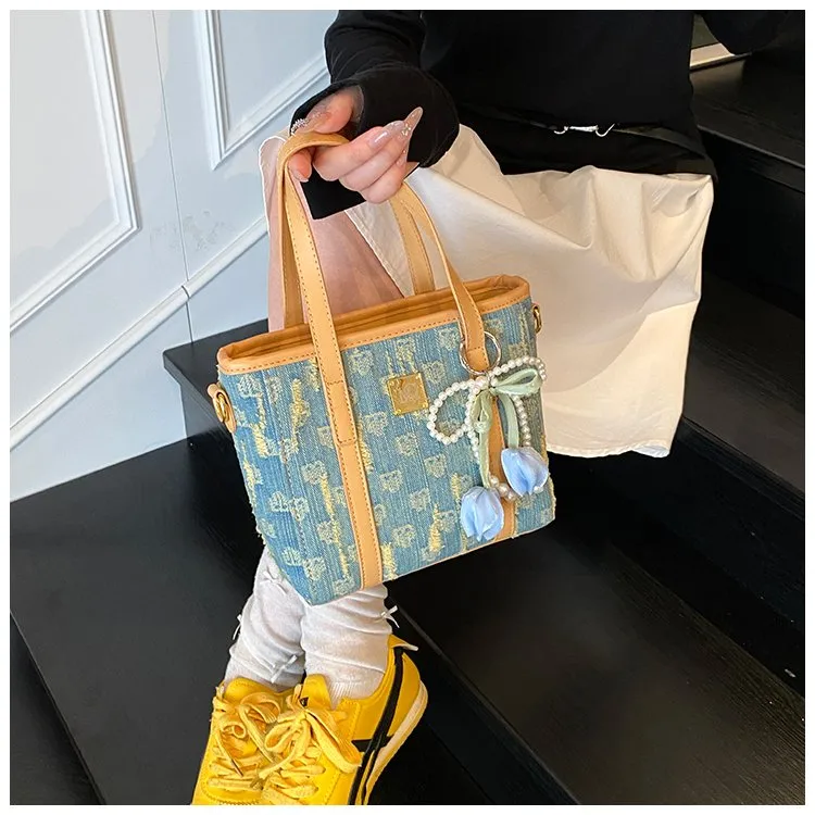 Women's Pu Leather Denim Color Block Streetwear Square Zipper Shoulder Bag display picture 12