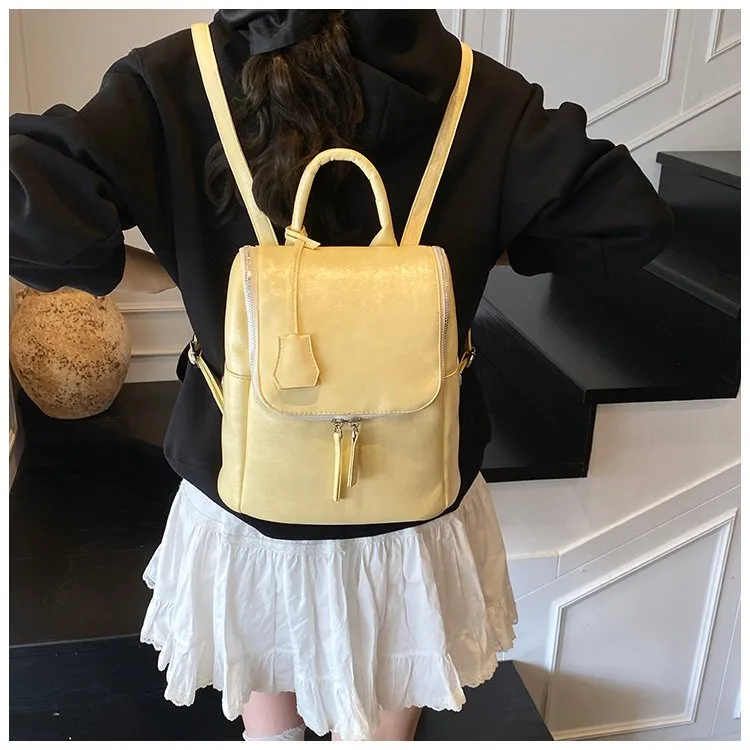 Solid Color Casual Holiday Women's Backpack display picture 13