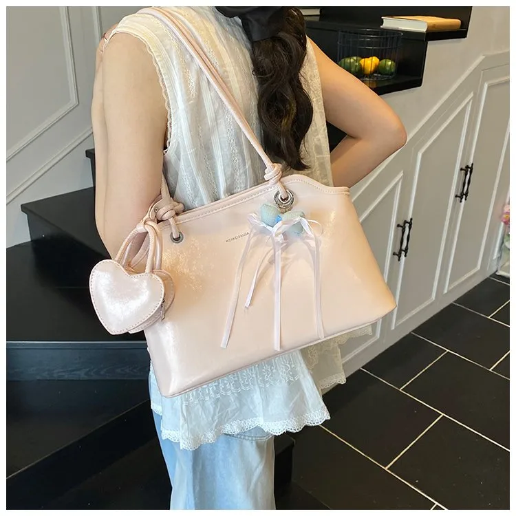 Women's Pu Leather Solid Color Streetwear Square Zipper Shoulder Bag display picture 12