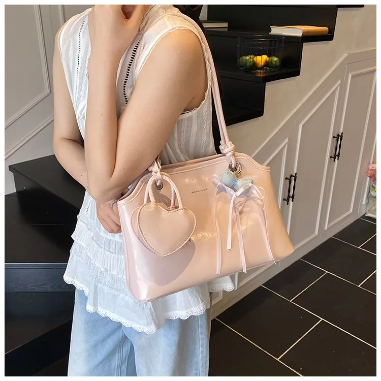 Women's Pu Leather Solid Color Streetwear Square Zipper Shoulder Bag display picture 13
