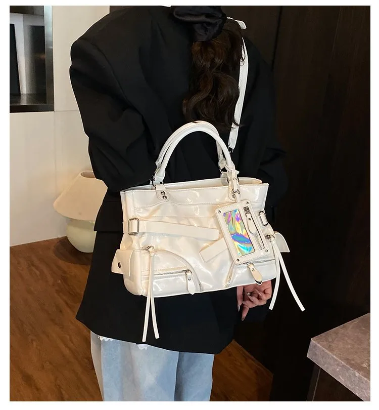 Women's Pu Leather Solid Color Streetwear Square Zipper Shoulder Bag Tote Bag display picture 3