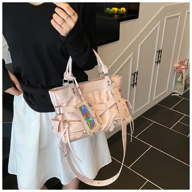 Women's Pu Leather Solid Color Streetwear Square Zipper Shoulder Bag Tote Bag display picture 14