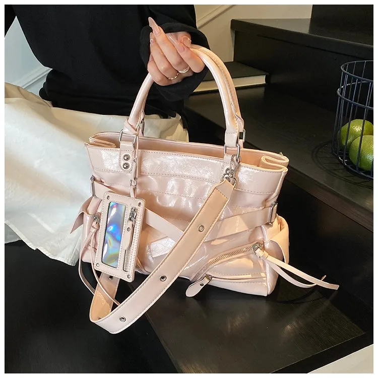 Women's Pu Leather Solid Color Streetwear Square Zipper Shoulder Bag Tote Bag display picture 20