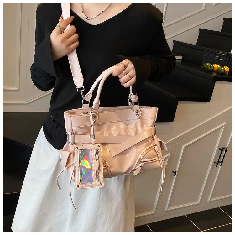 Women's Pu Leather Solid Color Streetwear Square Zipper Shoulder Bag Tote Bag display picture 18