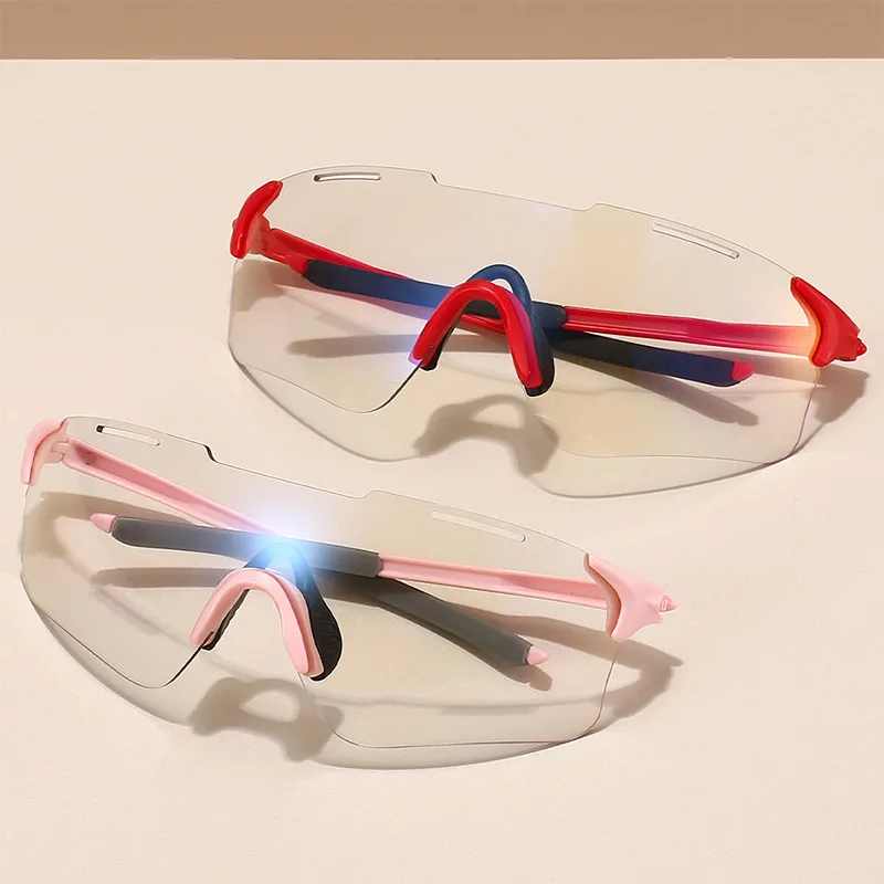 Style  New Color-changing Sports Glasses Outdoor Riding Sunglasses Men's And Women's Same Style Bicycle Windproof Sunglasses display picture 1