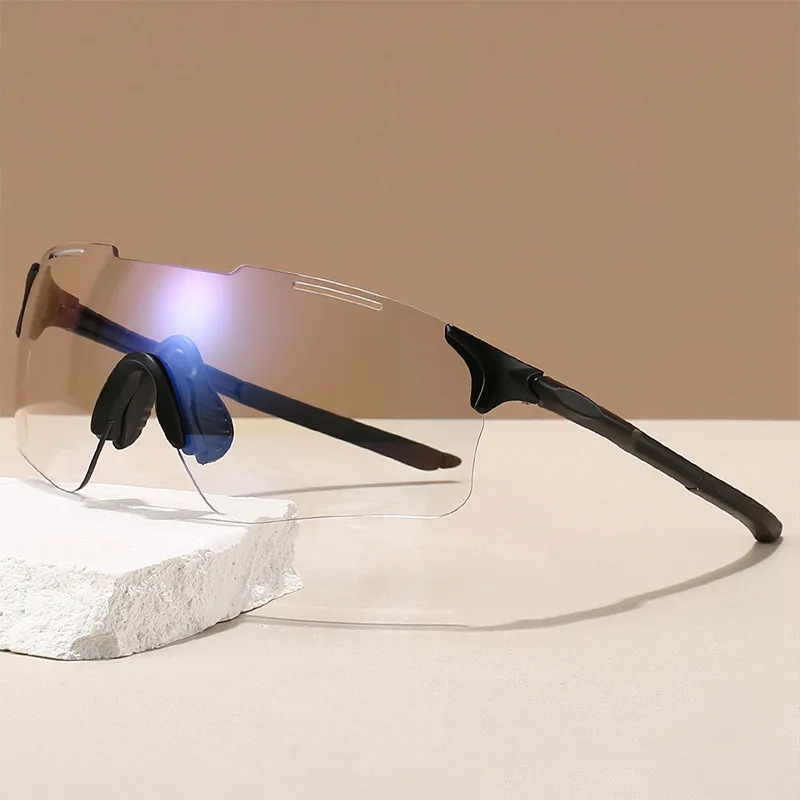 Style  New Color-changing Sports Glasses Outdoor Riding Sunglasses Men's And Women's Same Style Bicycle Windproof Sunglasses display picture 2