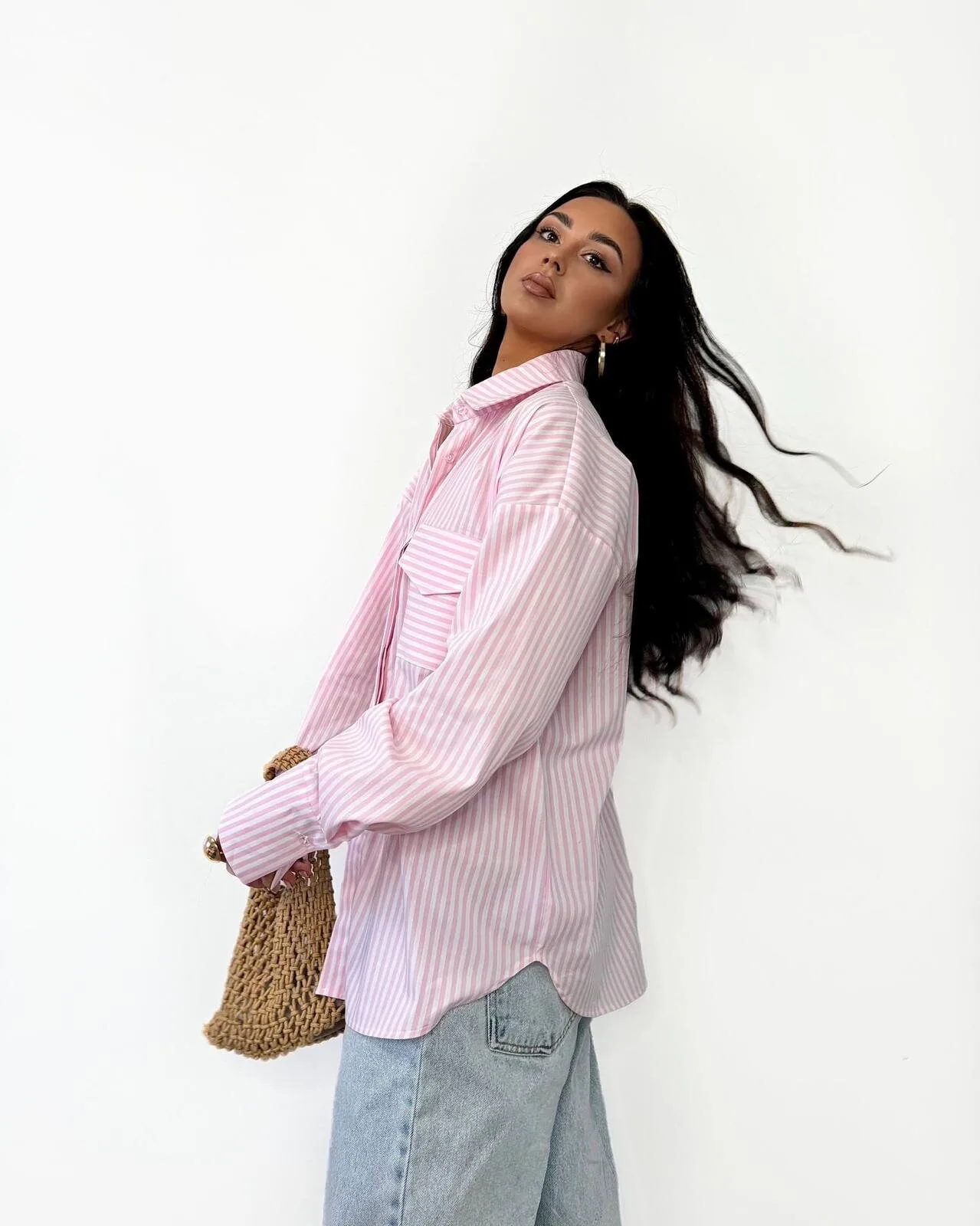 Hot Selling Spring And Summer Long Sleeve Striped Loose Shirt Striped Double Pocket Top display picture 4