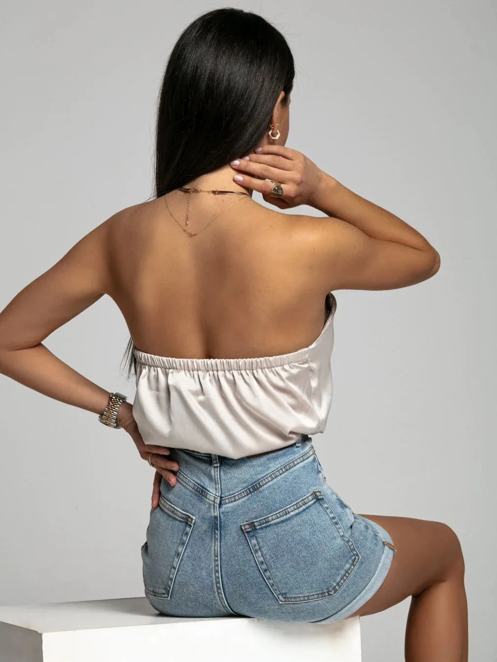 Independent Station Hot Selling New  Tube Top Camisole Outer Wear Beautiful Back Shoulder-free Sexy Top display picture 5