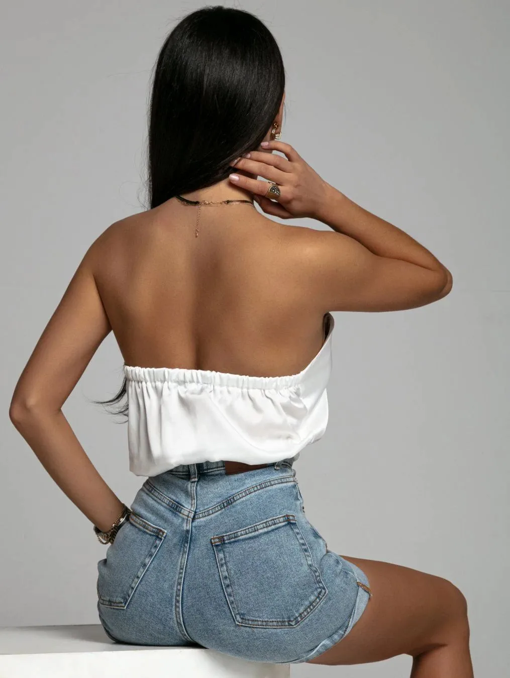 Independent Station Hot Selling New  Tube Top Camisole Outer Wear Beautiful Back Shoulder-free Sexy Top display picture 14