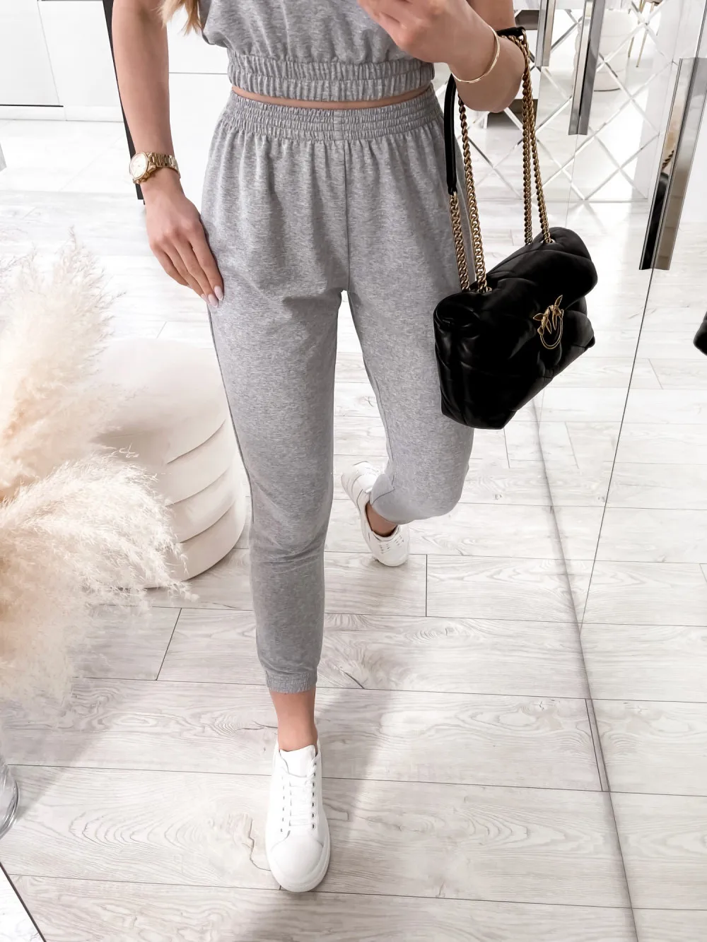 Designed  Hot Fashion Casual Sleeveless Slim Vest Pencil Pants Suit Women display picture 10