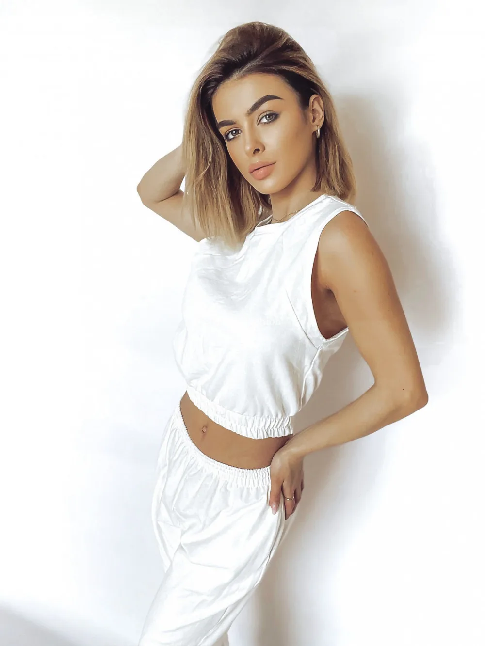 Designed  Hot Fashion Casual Sleeveless Slim Vest Pencil Pants Suit Women display picture 16