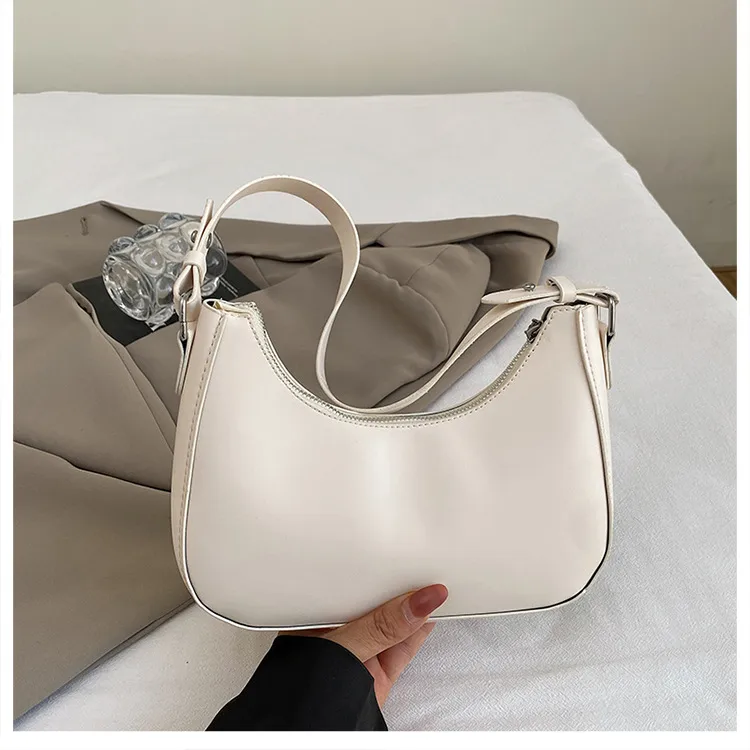 Summer New New Style Simple Shoulder Bag Niche Design Fashion Casual European Style Crescent Moon Bag Trend display picture 17