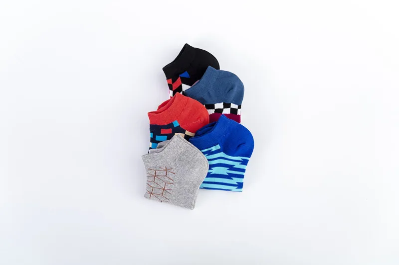 Spring And Summer New Men's Socks Trend New Geometric Series Men's  Version Of The Boat Socks Men's Socks Casual Socks Wholesale display picture 2