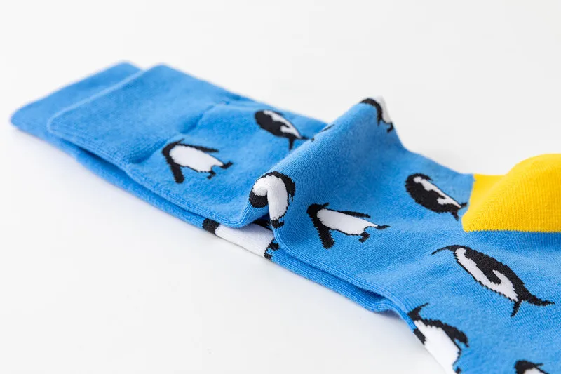 Autumn And Winter New Long Happy Socks Men And Women Couple Fashion Personality Abstract  Fashion Brand Socks Wholesale display picture 5
