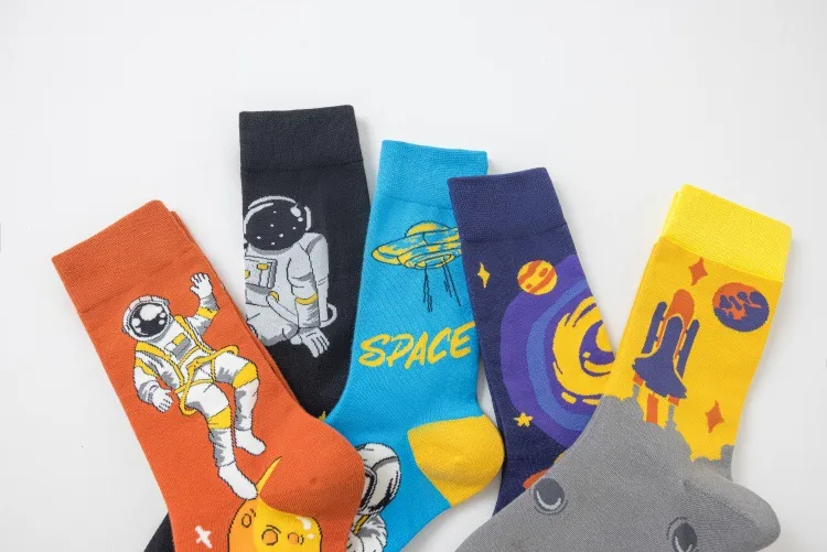 New In Stock Fashion Fashion Socks Socks Wholesale Casual Men's Cotton Socks Astronaut Series Tube Socks Without Clip display picture 2