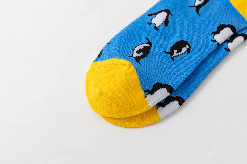 Autumn And Winter New Long Happy Socks Men And Women Couple Fashion Personality Abstract  Fashion Brand Socks Wholesale display picture 8