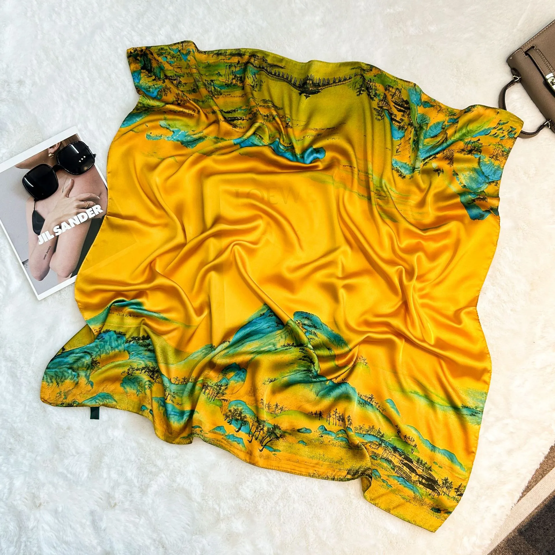 Silk Scarf Retro 90 Large Square Scarf Twill Printed New-style Silk High-end Sense Decorative Gift Scarf Wholesale display picture 2