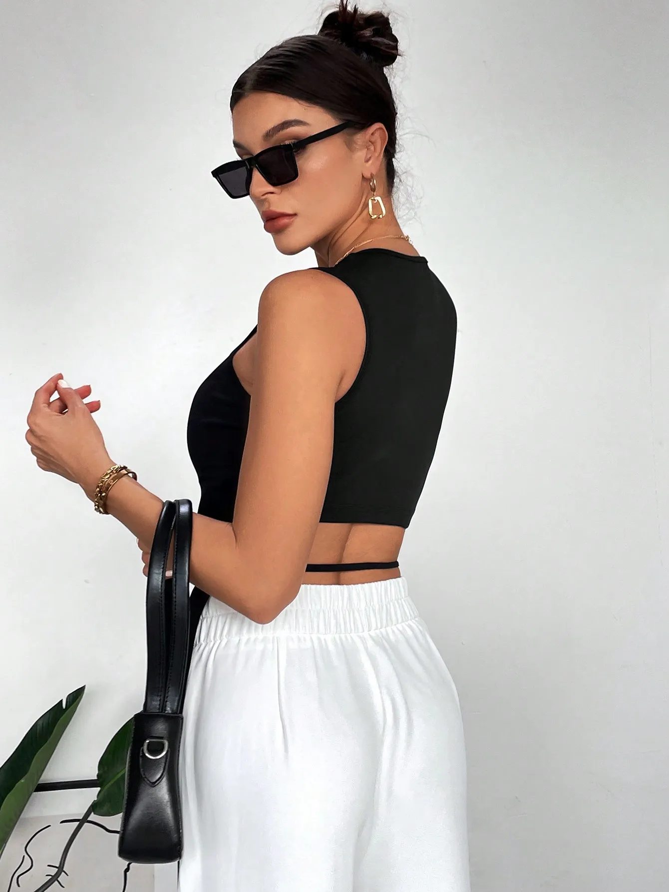 International Station  Women's  Spring And Summer New Simple Sexy Vest Front Long Rear Short Asymmetrical Top display picture 5