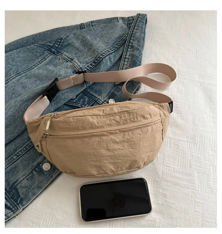 Chest Bag Women's New Sports And Leisure Solid Color Lightweight Shoulder Bag Large Capacity Versatile Crossbody Bag Portable Waist Bag Women's Bag display picture 1