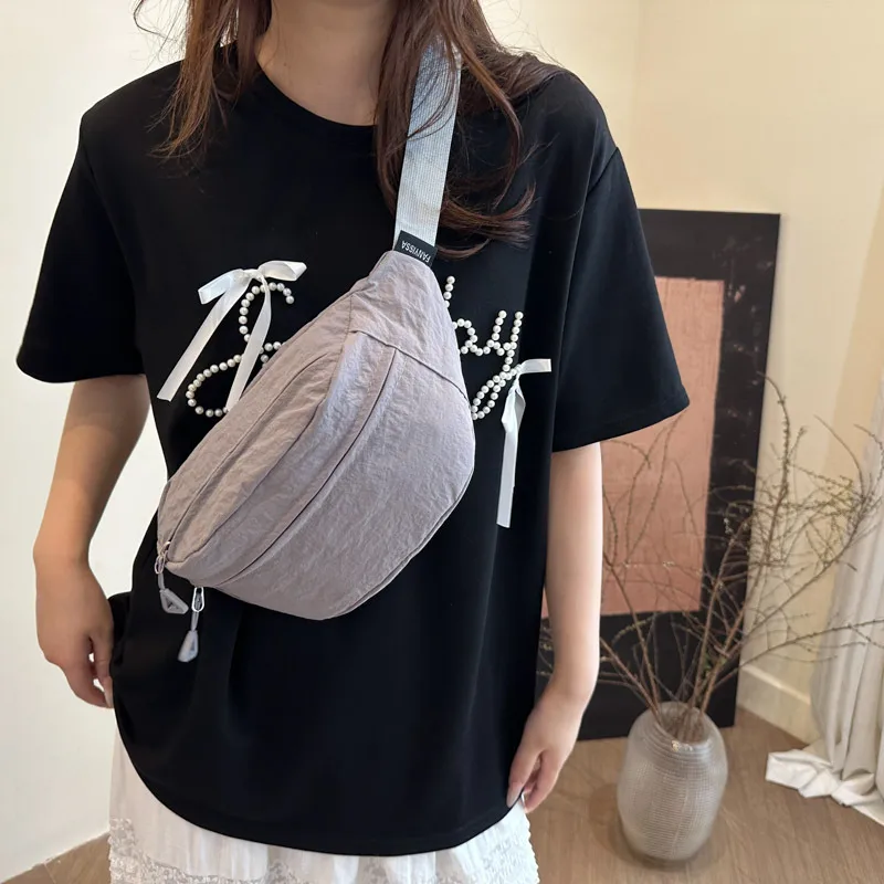 Chest Bag Women's New Sports And Leisure Solid Color Lightweight Shoulder Bag Large Capacity Versatile Crossbody Bag Portable Waist Bag Women's Bag display picture 5