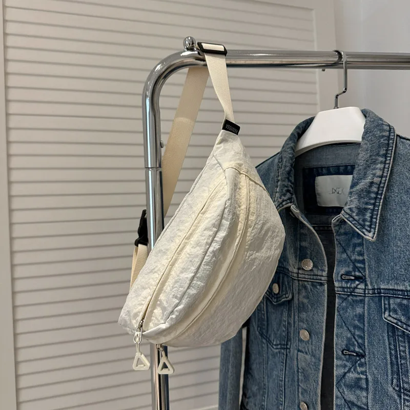 Chest Bag Women's New Sports And Leisure Solid Color Lightweight Shoulder Bag Large Capacity Versatile Crossbody Bag Portable Waist Bag Women's Bag display picture 10