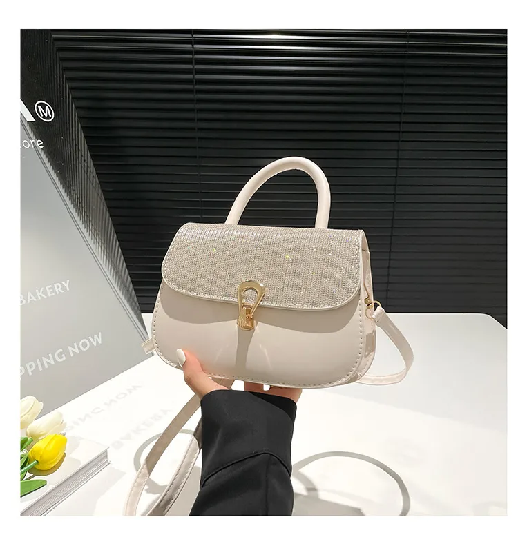 Trendy Personality Fresh Commuter Simple Women's Large-Capacity Single Shoulder Crossbody French Underarm Small Square Bag display picture 22