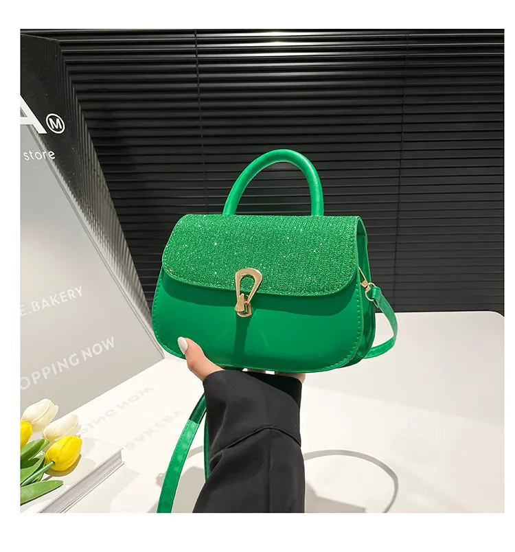 Trendy Personality Fresh Commuter Simple Women's Large-Capacity Single Shoulder Crossbody French Underarm Small Square Bag display picture 23
