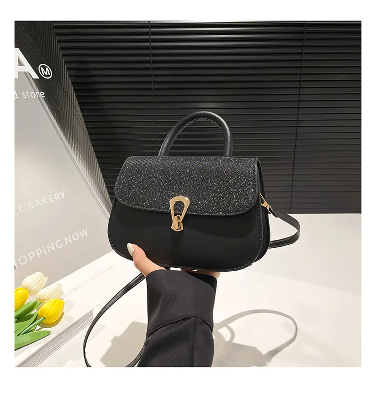 Trendy Personality Fresh Commuter Simple Women's Large-Capacity Single Shoulder Crossbody French Underarm Small Square Bag display picture 24