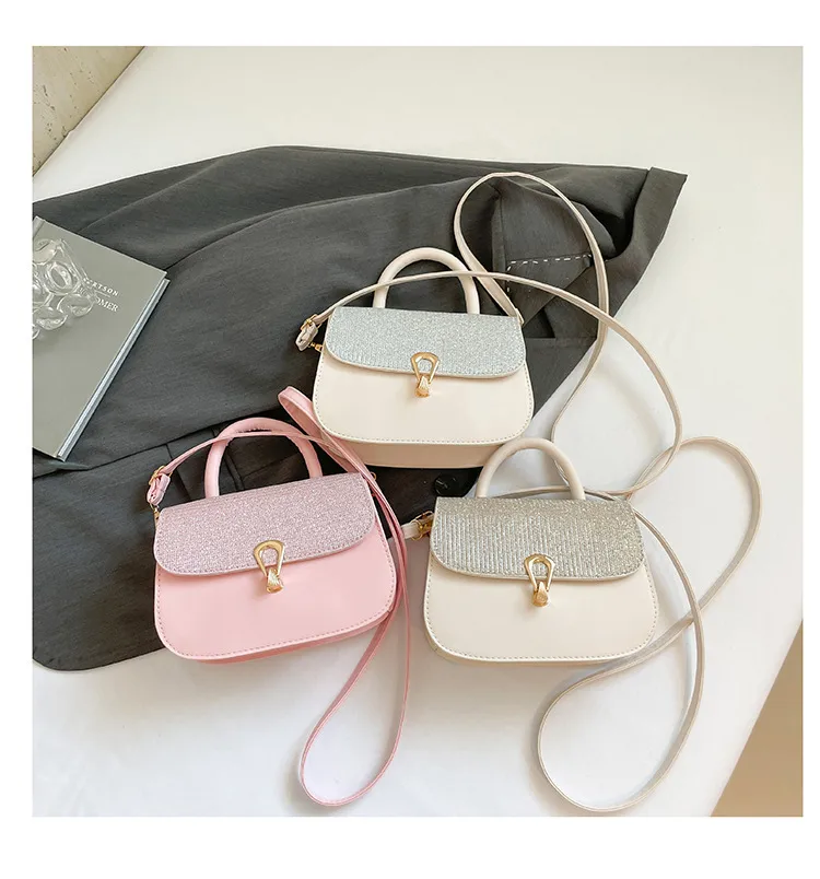 Trendy Personality Fresh Commuter Simple Women's Large-Capacity Single Shoulder Crossbody French Underarm Small Square Bag display picture 25
