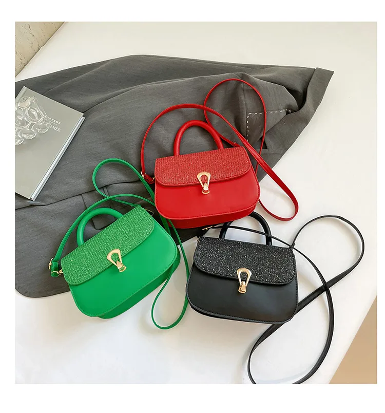 Trendy Personality Fresh Commuter Simple Women's Large-Capacity Single Shoulder Crossbody French Underarm Small Square Bag display picture 26