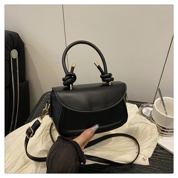 Textured Solid Color New Fashion Stylish Underarm Fashion Summer Aesthetic Single Shoulder Crossbody Small Square Bag For Women display picture 14