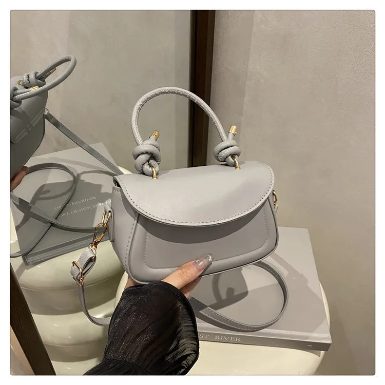 Textured Solid Color New Fashion Stylish Underarm Fashion Summer Aesthetic Single Shoulder Crossbody Small Square Bag For Women display picture 15
