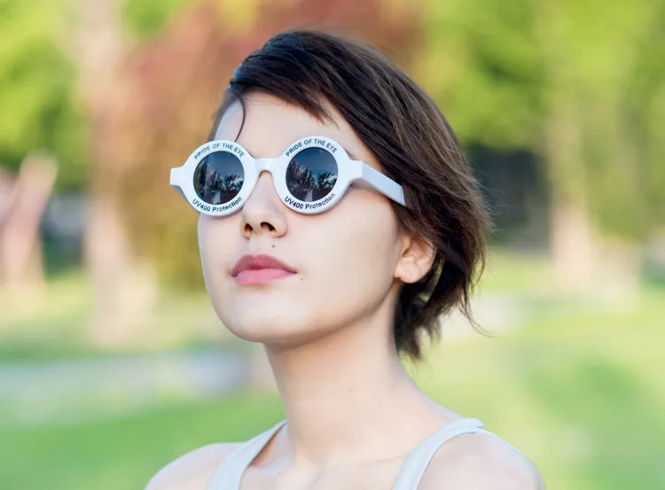 Sunglasses Batch Large Frame Round Sunglasses Women's  Trendy Light Color Sunglasses Fashion Personality Internet Celebrated Glasses Street Shot display picture 5