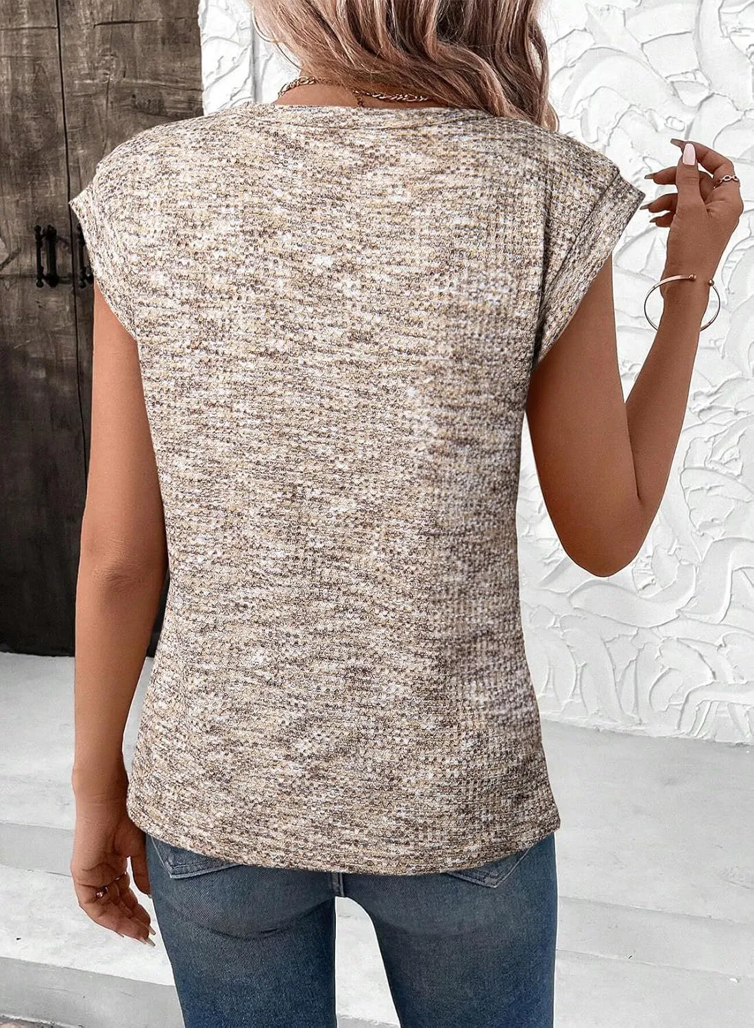 Spring And Summer Wholesale Women's New Fashion Waffle Round Neck Solid Color Loose Short Sleeve Women's Top display picture 10