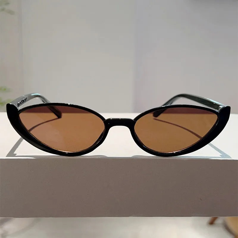 Fashion  New Cat's Eye Small Frame Internet Popular Same Style Sunglasses Street Shot Slimming Personalized Trendy  Style Sunglasses display picture 10