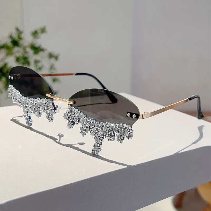 New  Borderless Diamond-encrusted Angel Tears Sunglasses Spice Girls Street Shooting Cool Personality Funny Sunglasses display picture 7