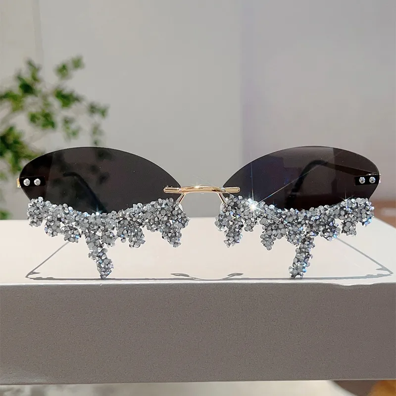 New  Borderless Diamond-encrusted Angel Tears Sunglasses Spice Girls Street Shooting Cool Personality Funny Sunglasses display picture 8