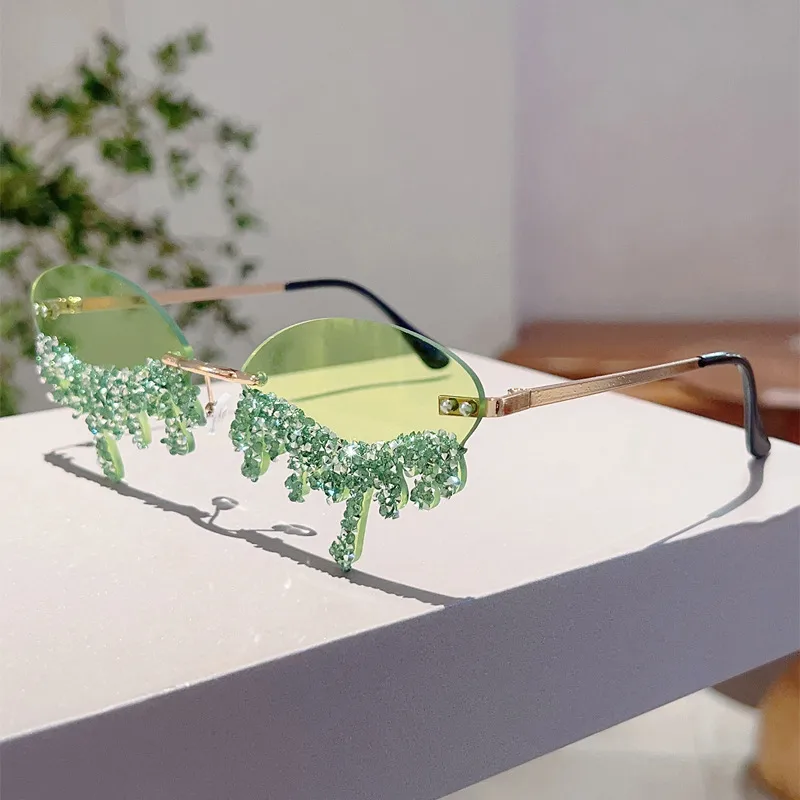 New  Borderless Diamond-encrusted Angel Tears Sunglasses Spice Girls Street Shooting Cool Personality Funny Sunglasses display picture 14