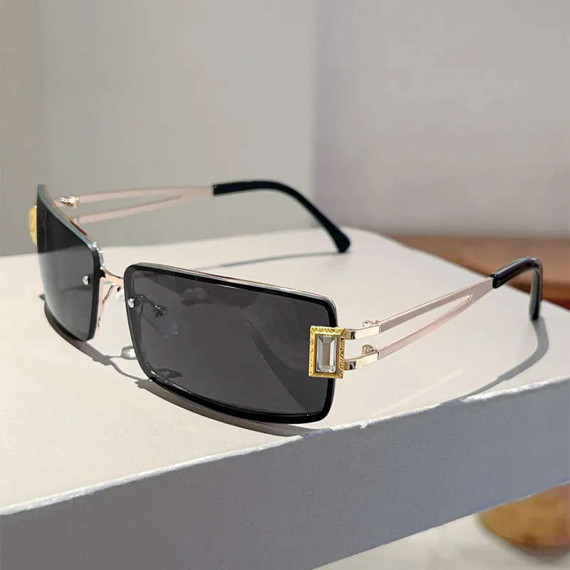 New Box High-grade Gem Sunglasses Millennium Spice Girls Sweet Cool Fashionable Street Photoshoot Concave Sunglasses display picture 9
