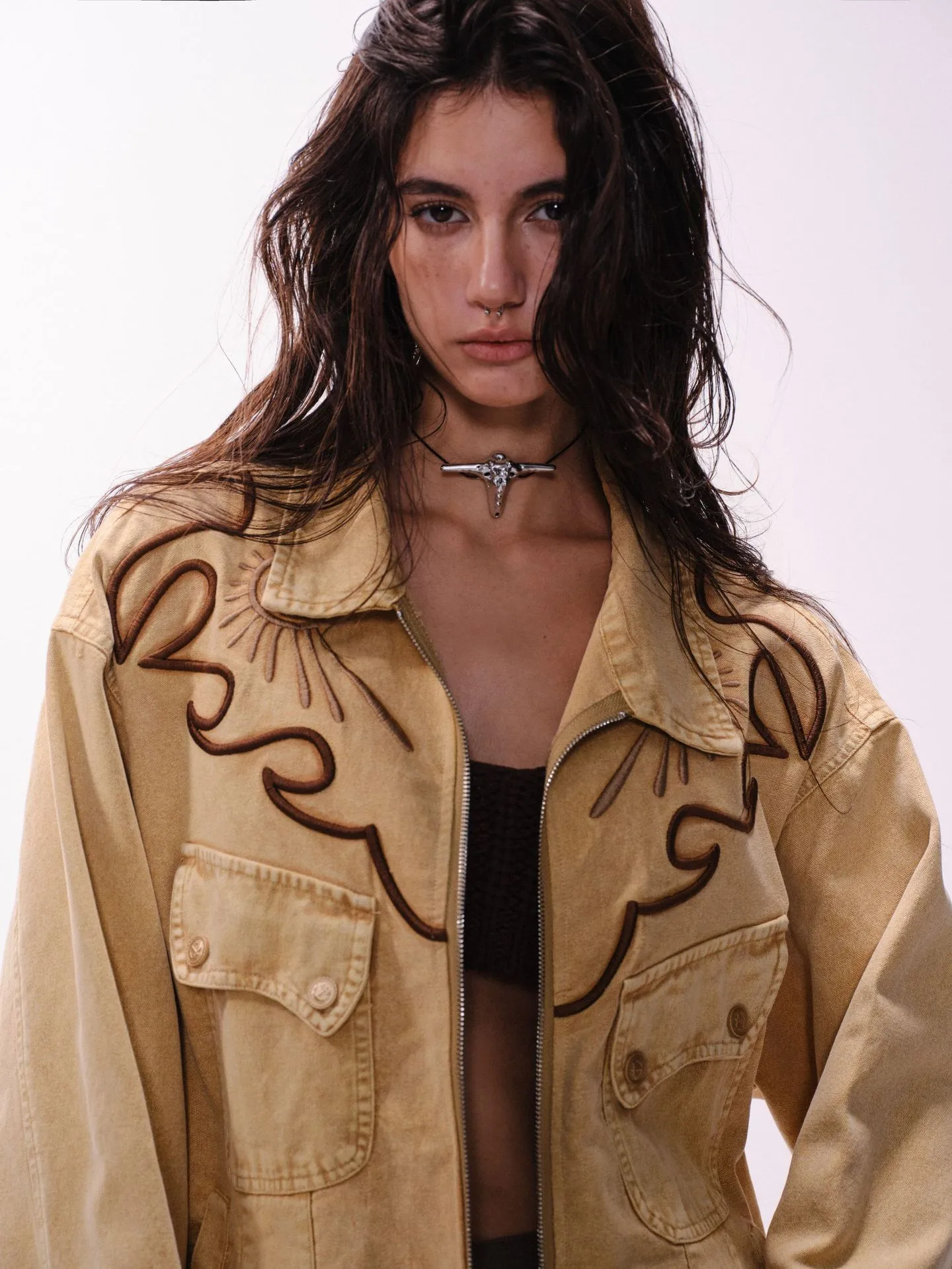 Jiayiku Tide Brand  Spring New American Retro Western Denim Wash Water Heavy Industry Embroidery Denim Jacket Coat display picture 5