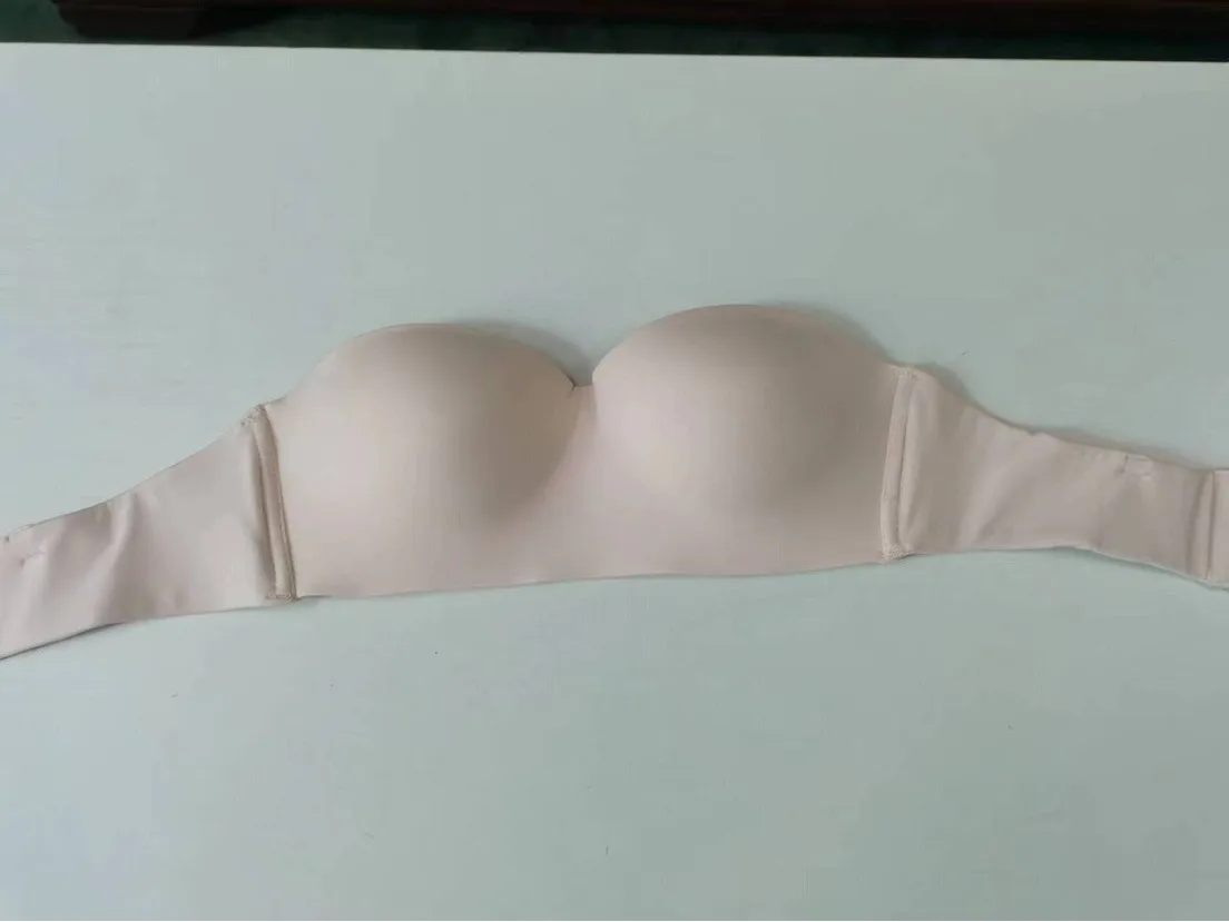 Foreign Trade Wireless Thin Glossy Push Up Strapless Underwear Sexy Plus Size Bra Bra display picture 11