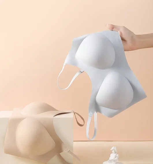 Clouds No Size No Traceless Underwear Women's Small Chest Gathering Bra Beauty Back Bra No Steel Ring Sleeping Vest Sports Bra display picture 4