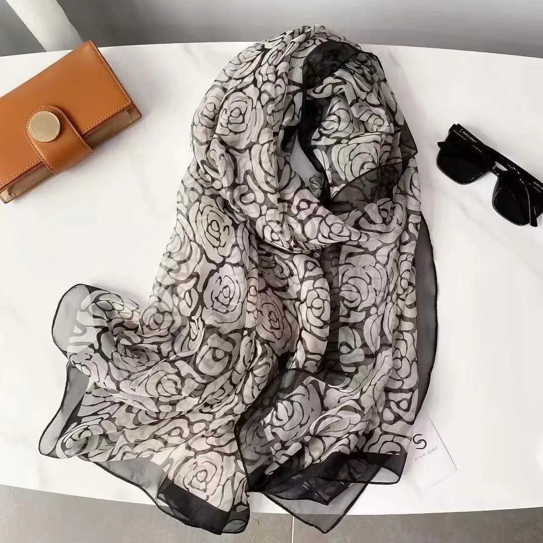 Superior Scarf Women's Summer Thin Sunscreen Scarf Large Shawl Long Scarf All-match Elegant Printing display picture 5