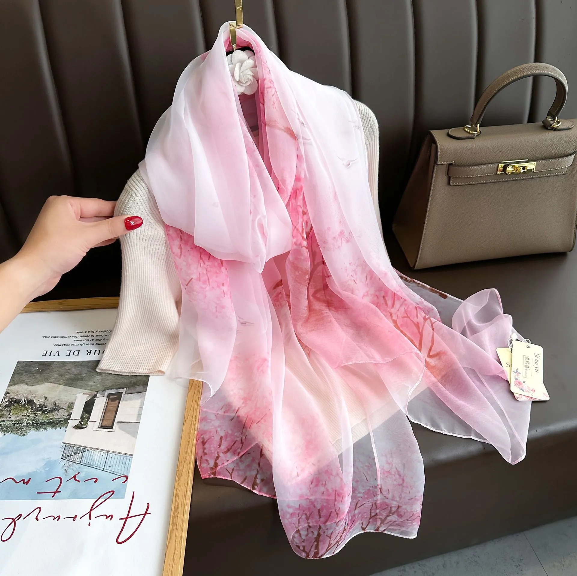 Superior Scarf Women's Summer Thin Sunscreen Scarf Large Shawl Long Scarf All-match Elegant Printing display picture 16