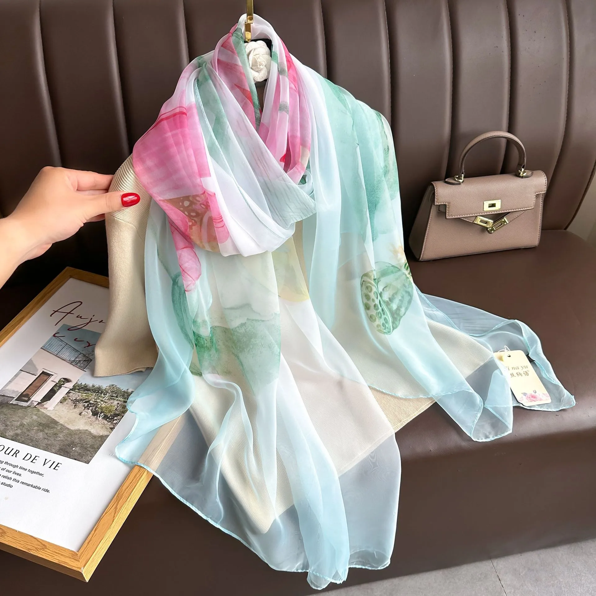 Superior Scarf Women's Summer Thin Sunscreen Scarf Large Shawl Long Scarf All-match Elegant Printing display picture 18